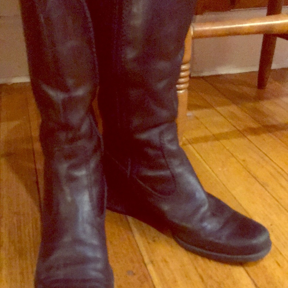 Knee high leather winter boots